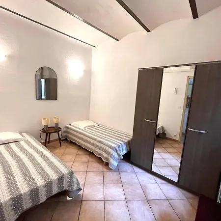 Acquaviva Bonifacio (Corsica)