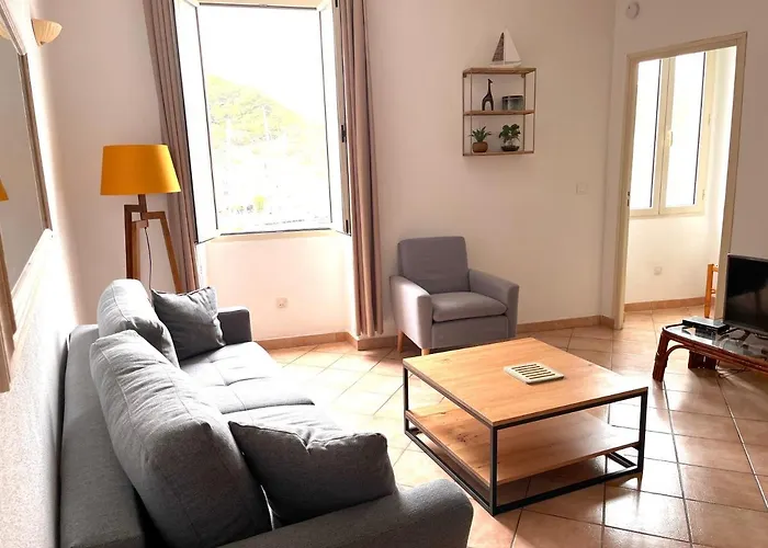 アパート Acquaviva